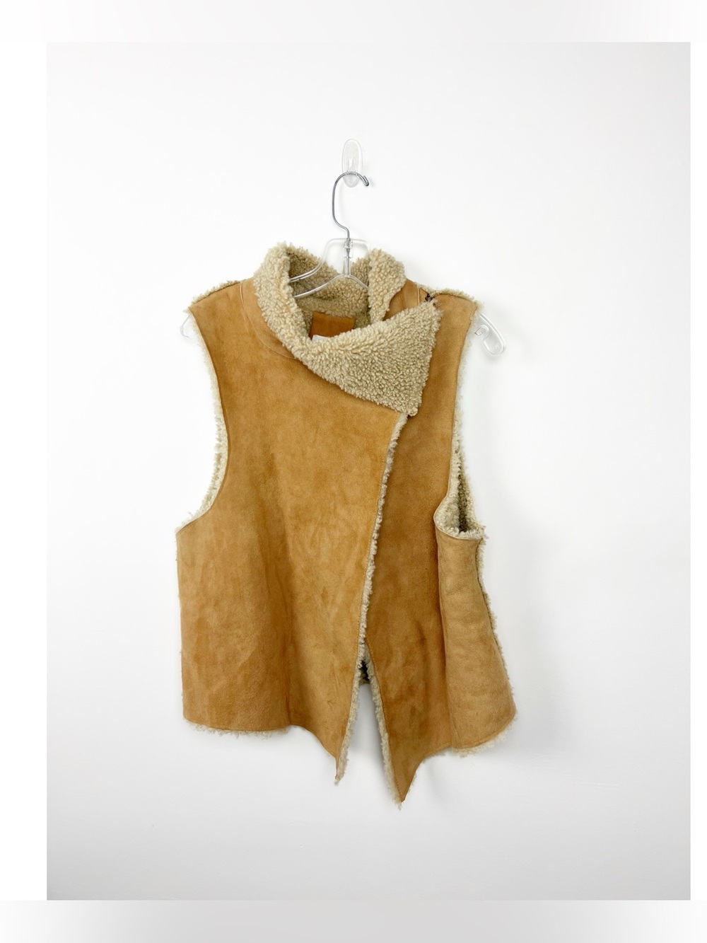 Athe Vanessa Bruno Tan Faux Shearling Vest 40